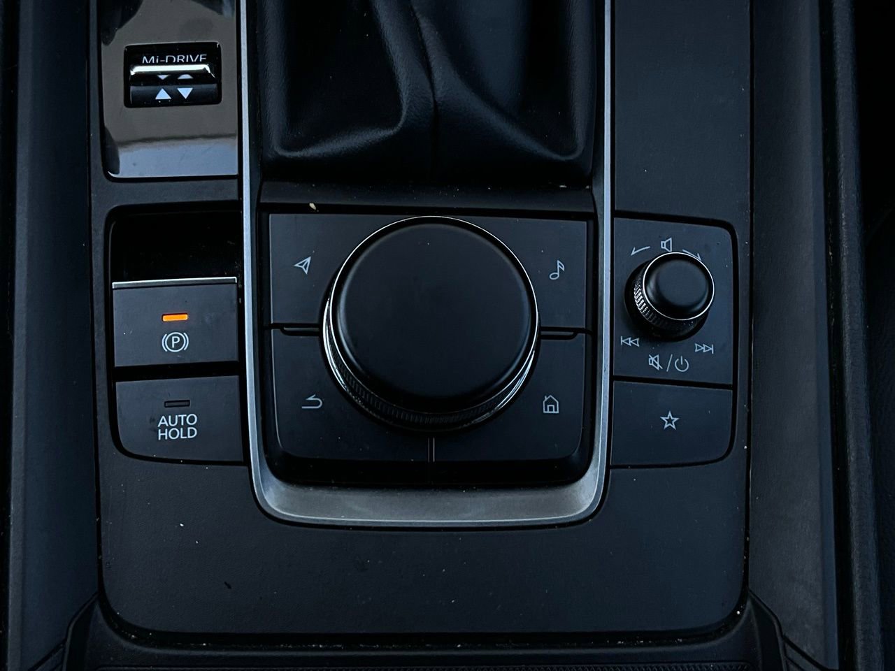 Used 2025 MAZDA CX-50 AWD 2.5 S w/ Premium Package image 24