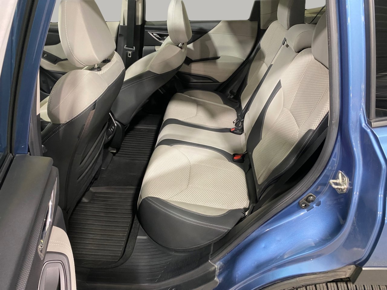 Used 2019 Subaru Forester Premium image 11