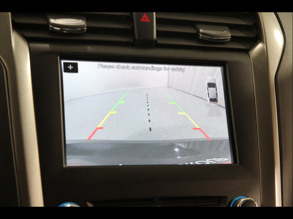 Used 2017 Ford Fusion SE w/ Fusion SE Technology Package FWD image 15