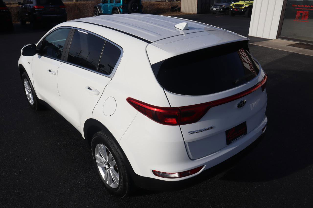 Used 2019 Kia Sportage LX image 14