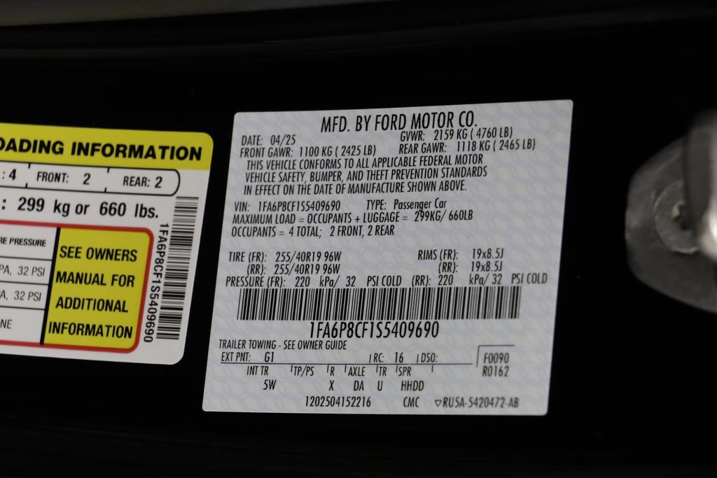 Used 2025 Ford Mustang GT Premium RWD image 26