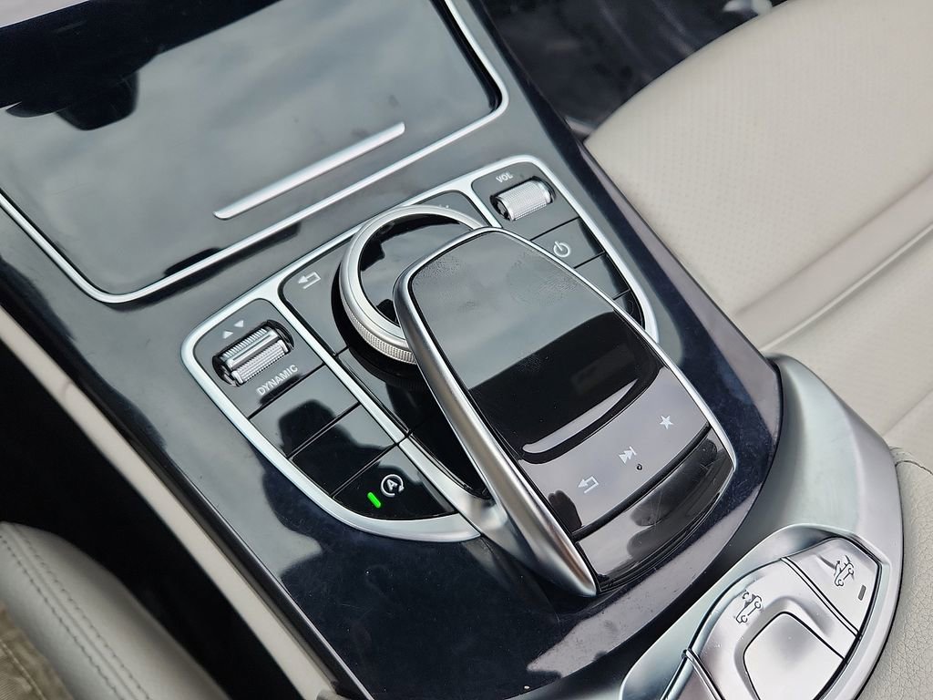 Used 2017 Mercedes-Benz C 300 4MATIC Cabriolet image 24