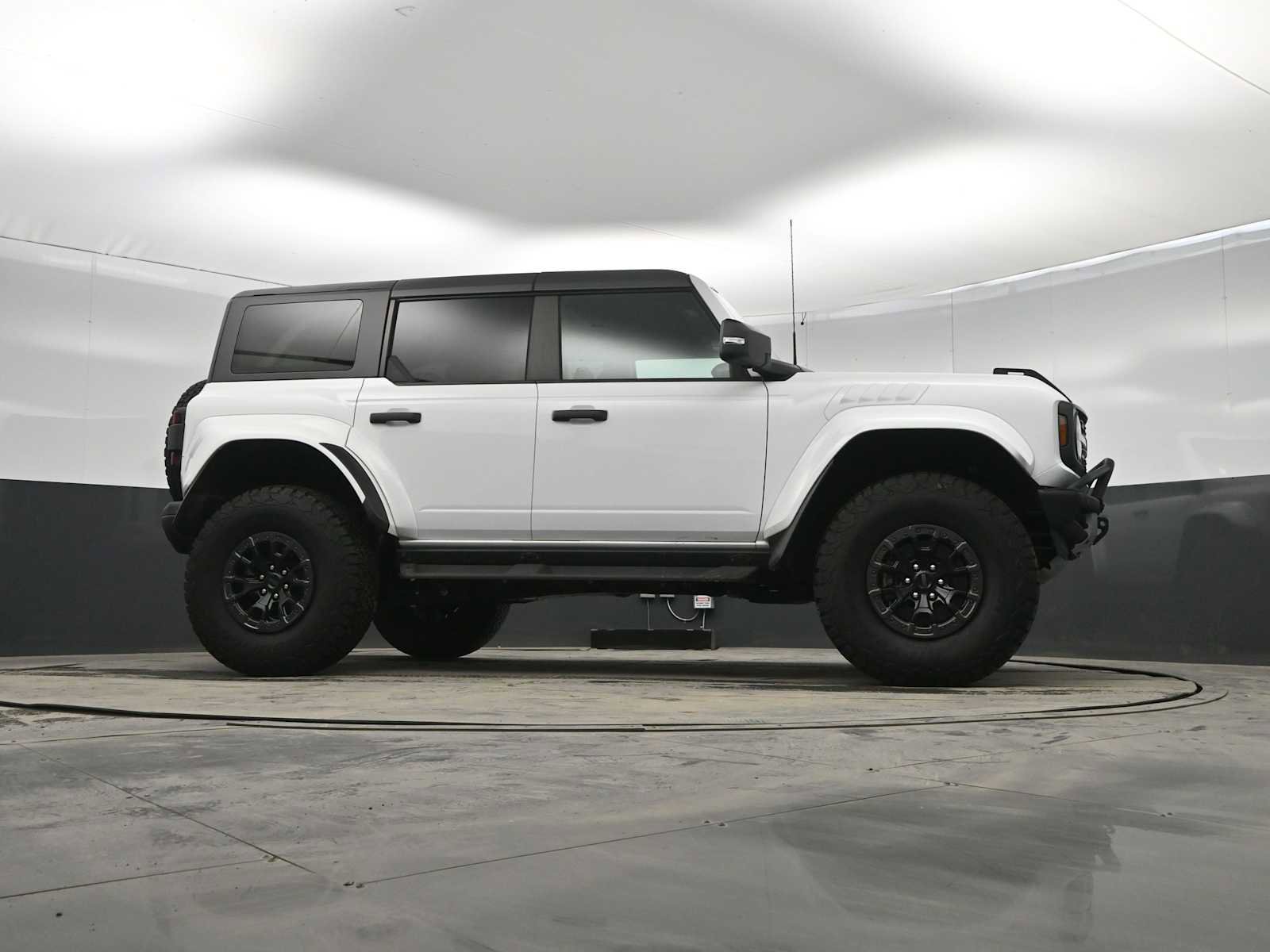 Used 2024 Ford Bronco Raptor w/ Interior Carbon Fiber Pack 6 image 39