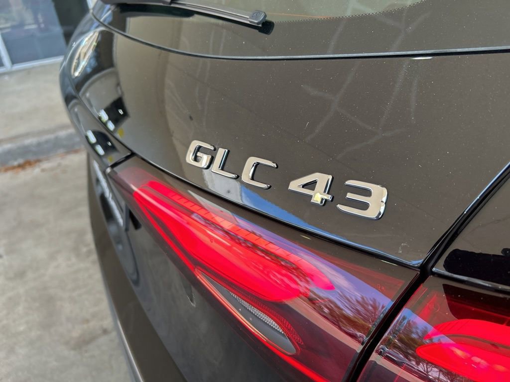 Used 2024 Mercedes-Benz GLC 43 AMG 4MATIC image 23