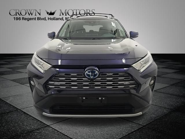 Used 2020 Toyota RAV4 Limited AWD/4WD image 2