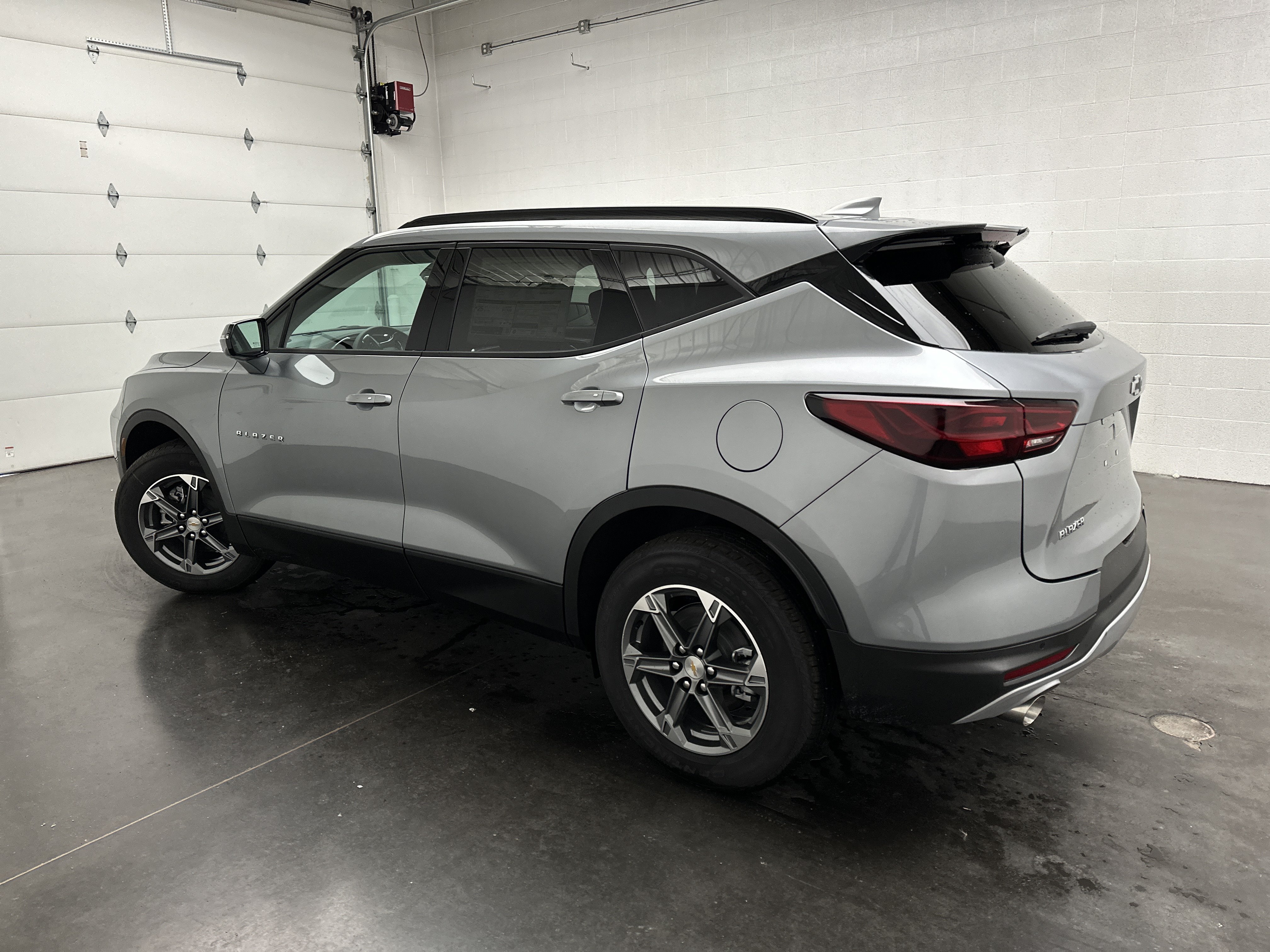 New 2026 Chevrolet Blazer LT w/ Sound & Technology Package FWD image 7