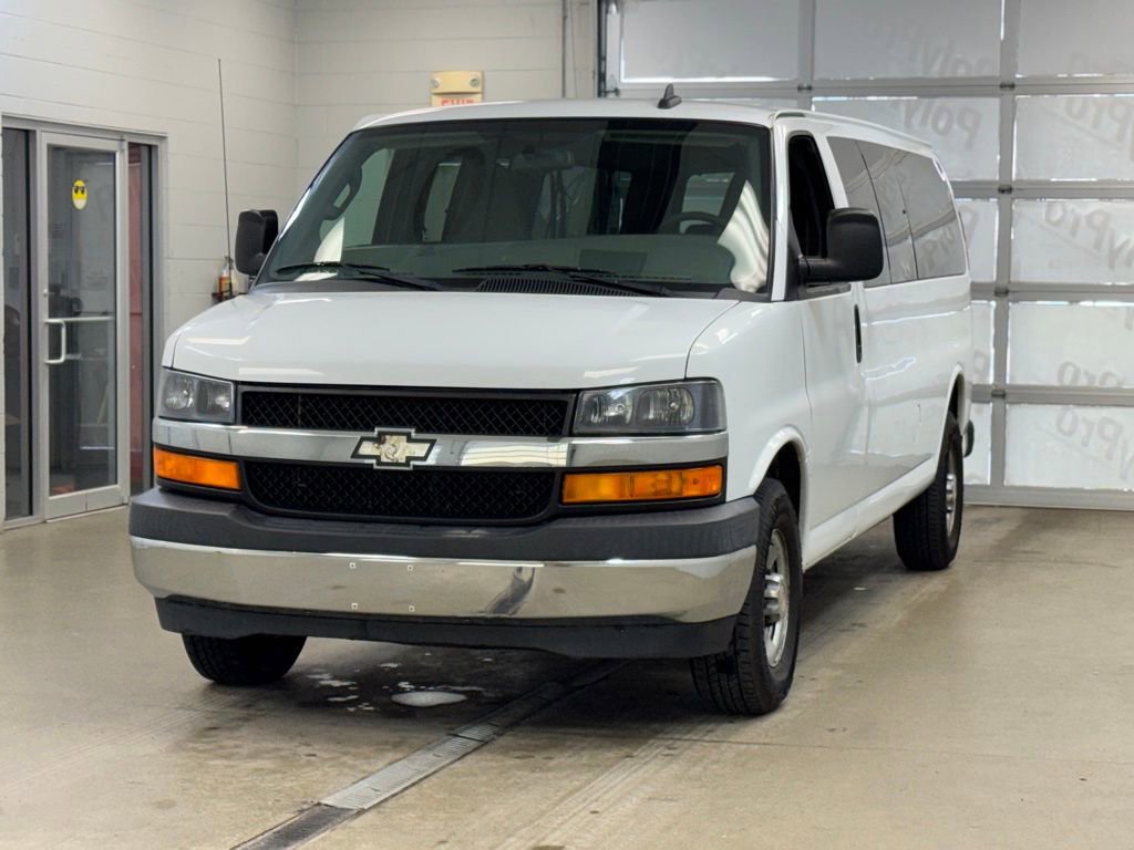 Used 2017 Chevrolet Express 3500 LT w/ LT Preferred Equipment Group image 3