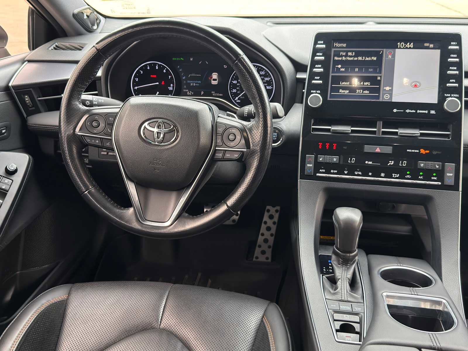 Used 2019 Toyota Avalon Touring w/ Advanced Safety Package FWD image 22