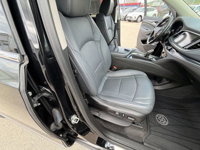 Used 2019 Buick Enclave Essence AWD/4WD image 30