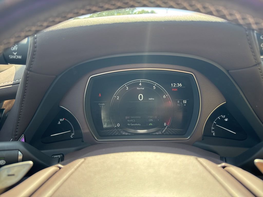 Used 2019 Lexus LS 500 AWD image 33