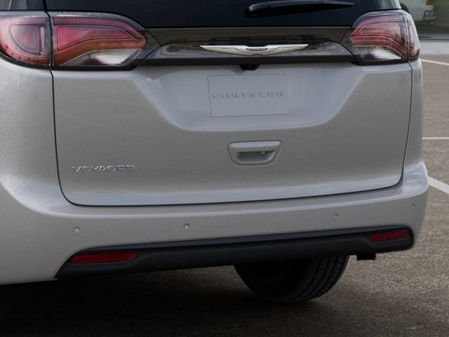 New 2026 Chrysler Voyager LX FWD image 18
