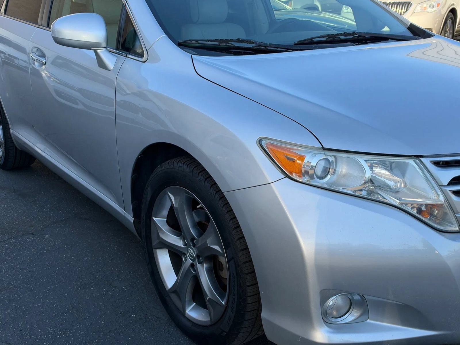 Used 2010 Toyota Venza w/ Leather Pkg FWD image 10