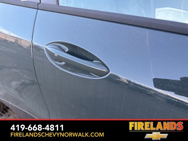New 2026 Chevrolet Trax LT w/ Sunroof Package image 15