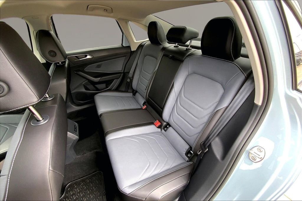 Certified 2026 Volkswagen Jetta SEL FWD image 26