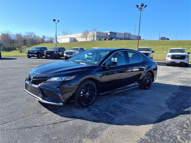 Used 2024 Toyota Camry XSE image 28