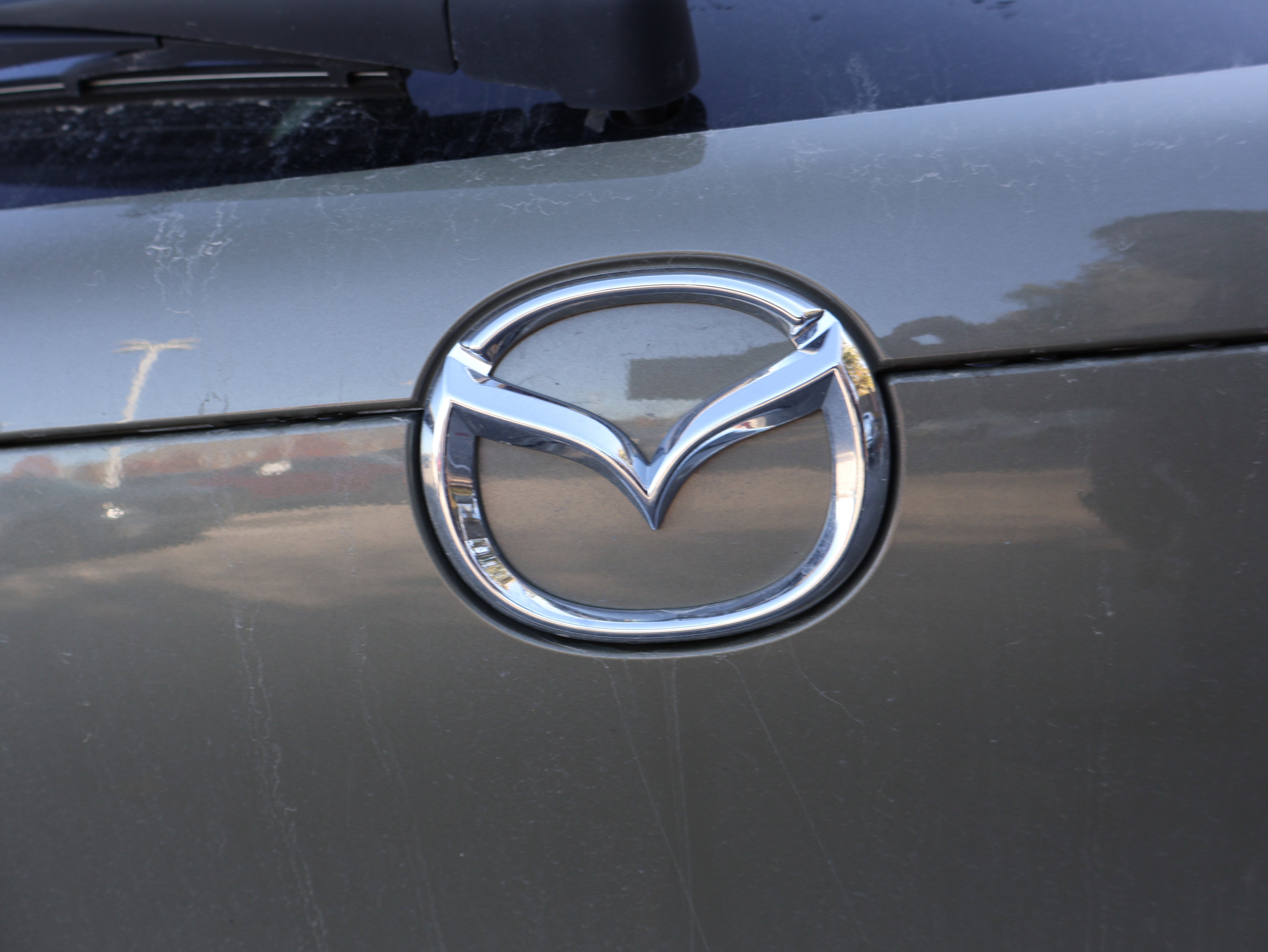 Certified 2025 MAZDA CX-30 Carbon image 18