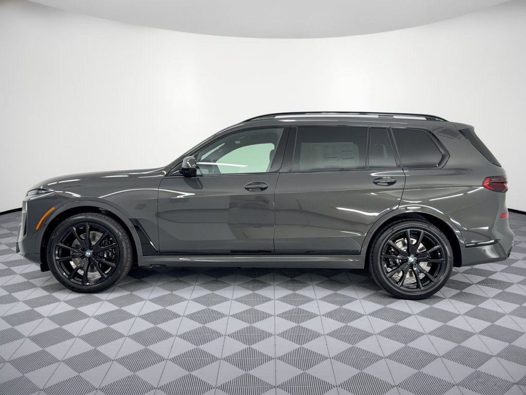 New 2027 BMW X7 xDrive40i w/ M Sport Package AWD/4WD image 2