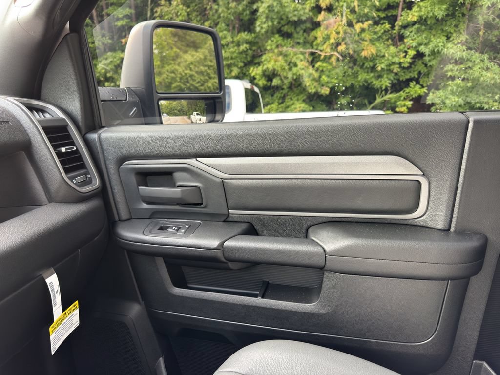 Used 2026 RAM 2500 Tradesman RWD image 38
