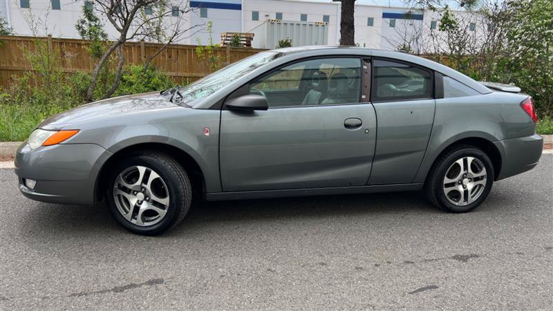 Used 2005 Saturn ION Level 3 w/ Travel Pkg FWD image 4