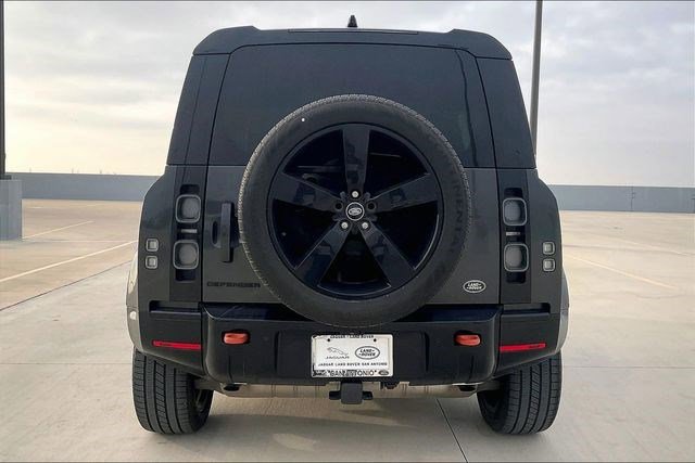 Used 2022 Land Rover Defender 110 X image 5