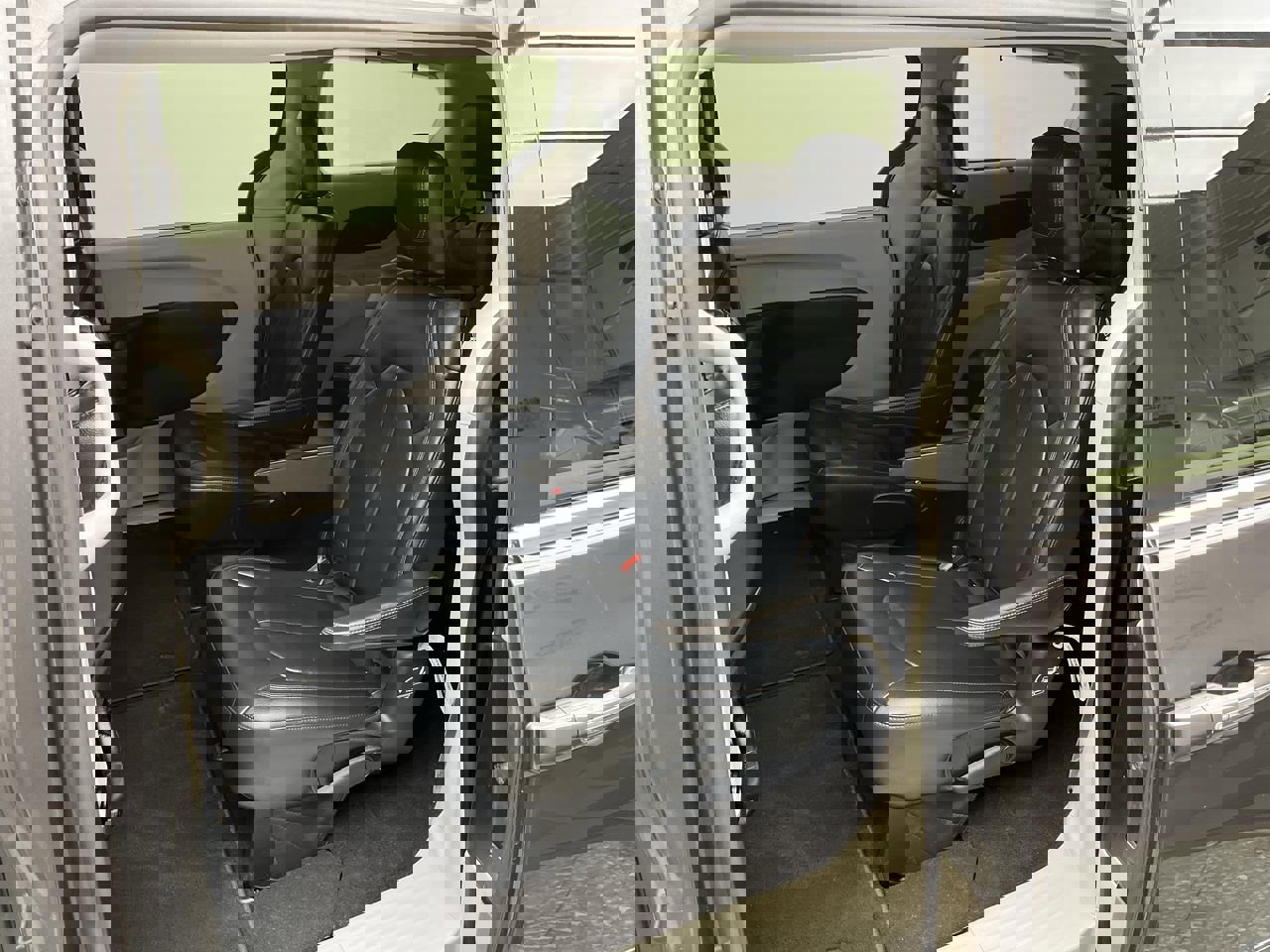 Used 2017 Chrysler Pacifica Touring-L image 16