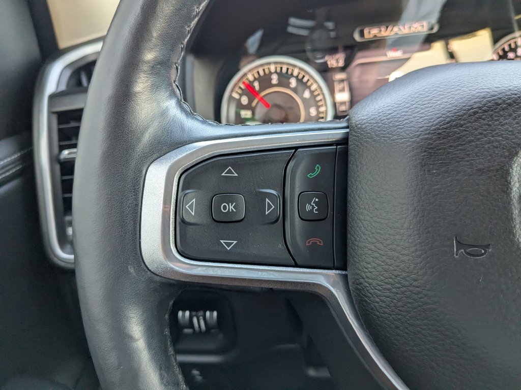 Used 2019 RAM 1500 Laramie AWD/4WD image 18