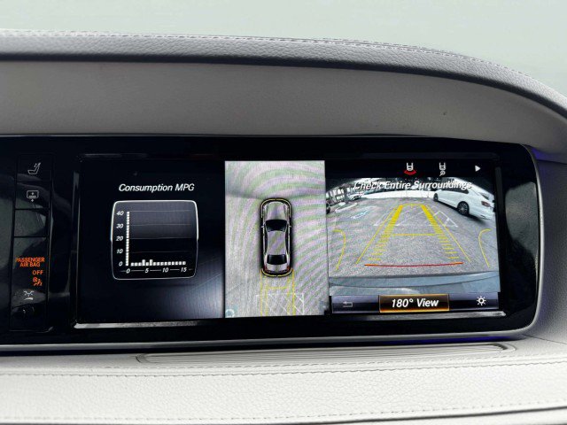 Used 2017 Mercedes-Benz S 550 Sedan image 26