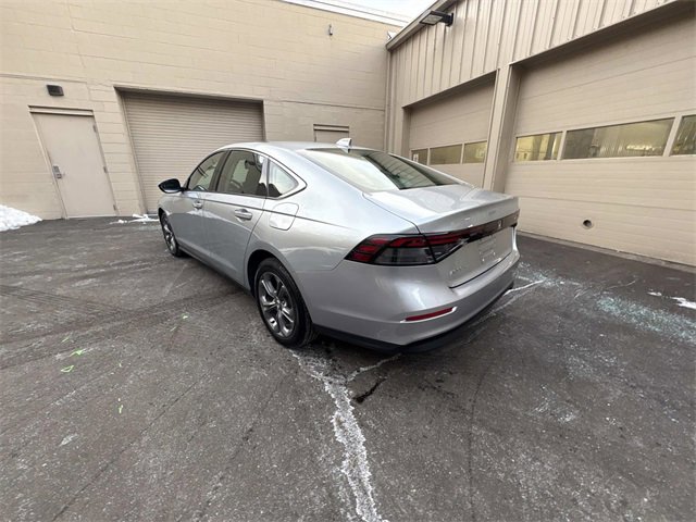 Used 2024 Honda Accord EX image 9