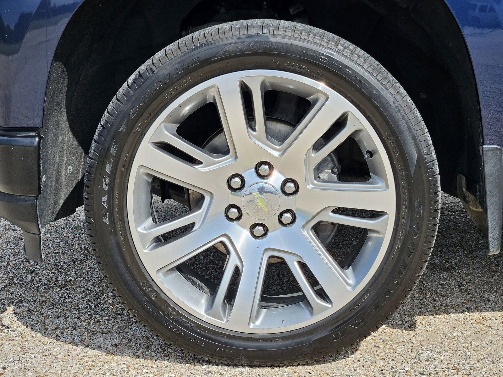 Used 2021 Chevrolet Silverado 1500 LT AWD/4WD image 13