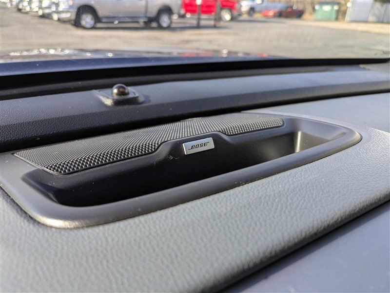 Used 2019 Chevrolet Colorado Z71 AWD/4WD image 24