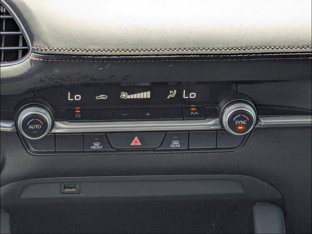 Used 2021 MAZDA MAZDA3 s FWD image 24
