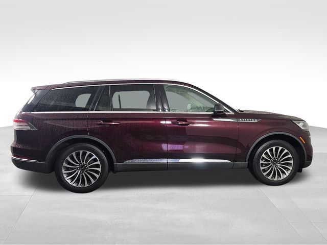Used 2020 Lincoln Aviator Reserve w/ Equipment Group 201A image 8