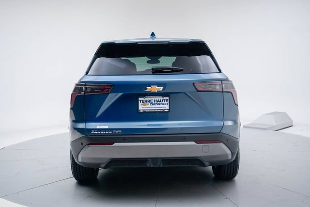Used 2026 Chevrolet Equinox LT AWD/4WD image 6