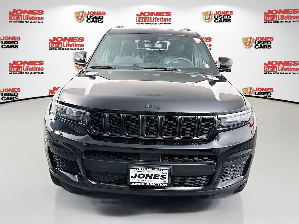 Used 2023 Jeep Grand Cherokee L Laredo AWD/4WD image 13