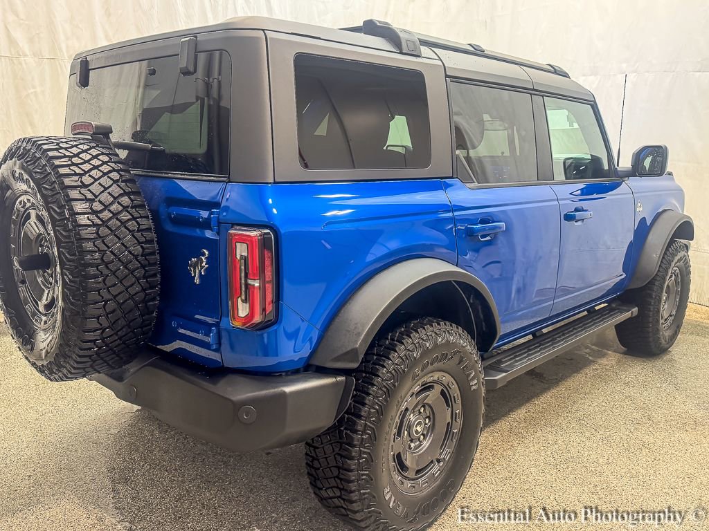 Used 2024 Ford Bronco Outer Banks image 9