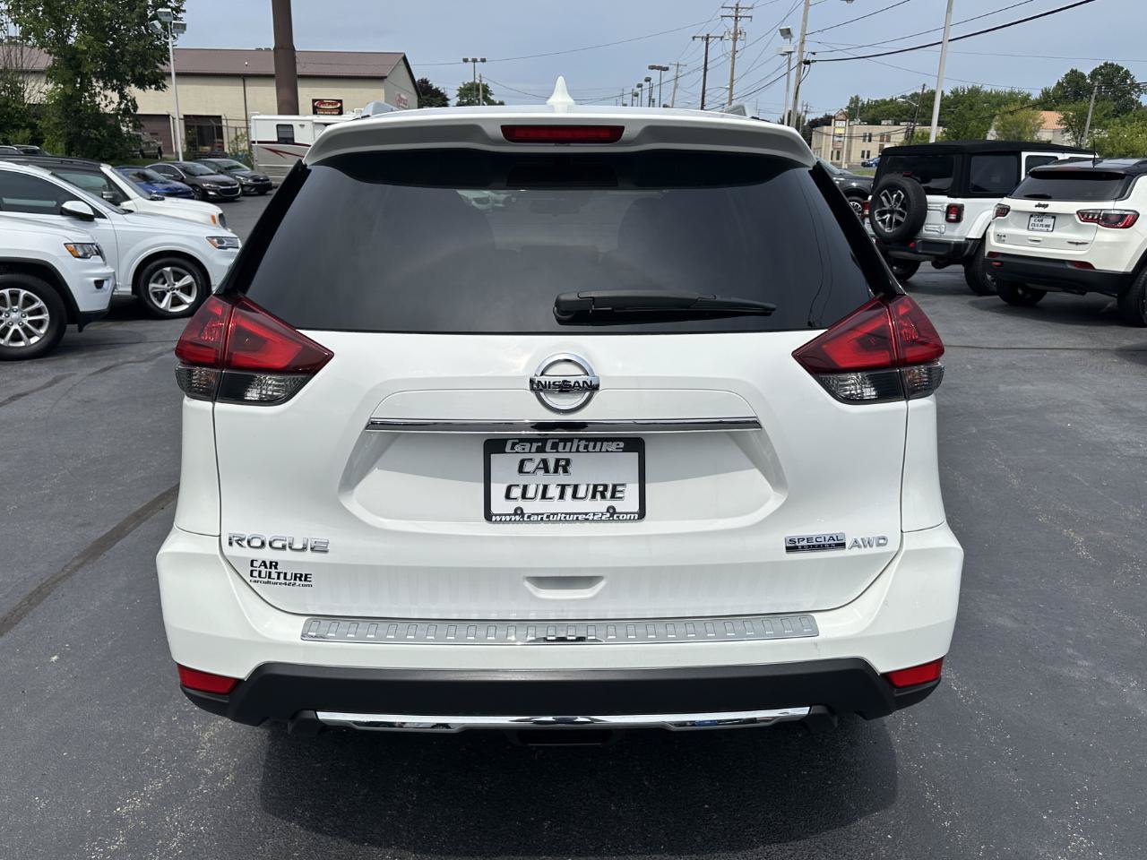 Used 2019 Nissan Rogue S w/ Special Edition Package AWD/4WD image 13