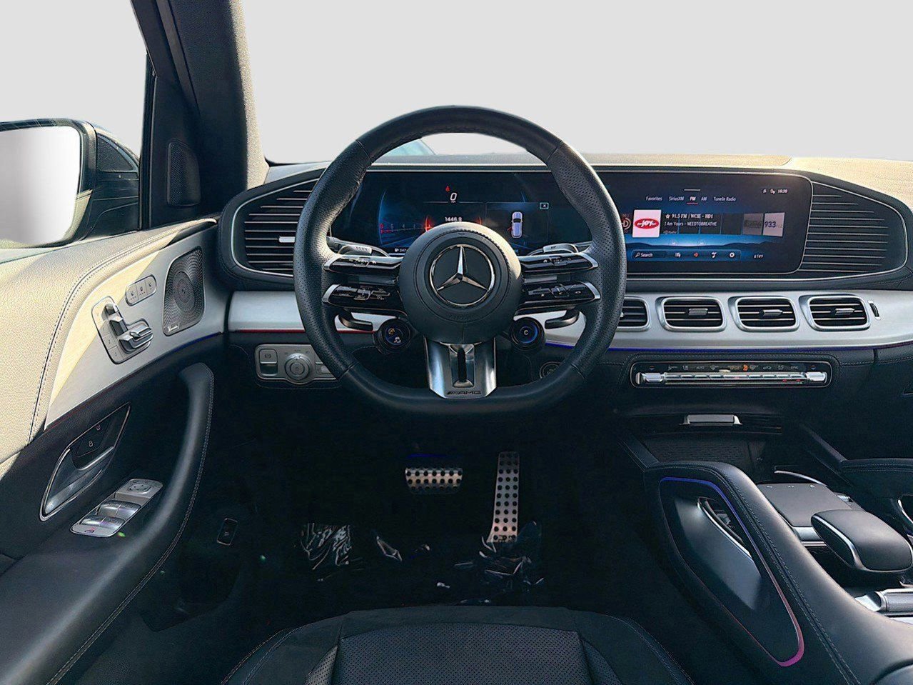 Used 2025 Mercedes-Benz GLE 53 AMG 4MATIC image 18