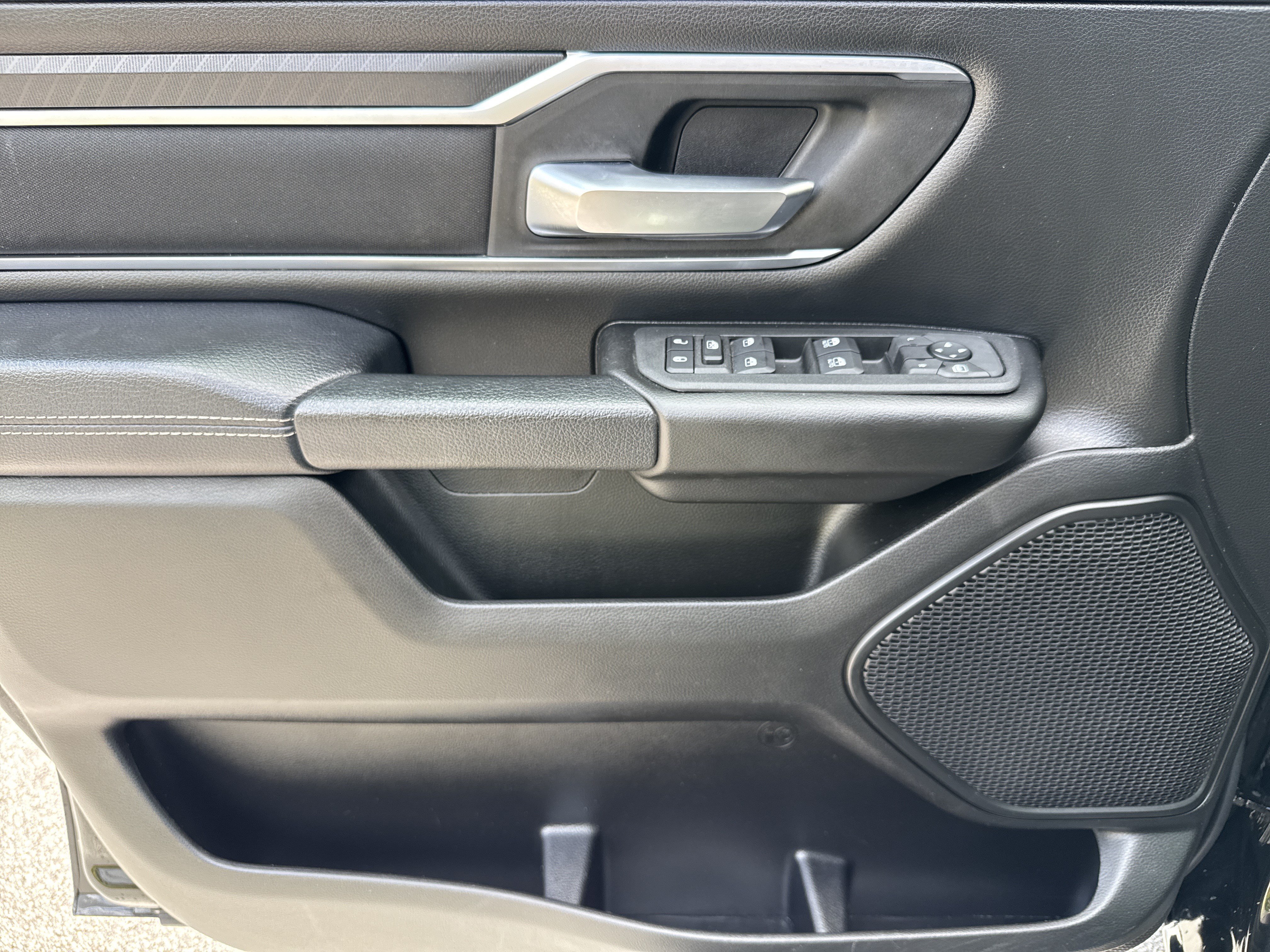 Used 2025 RAM 1500 Big Horn AWD/4WD image 14