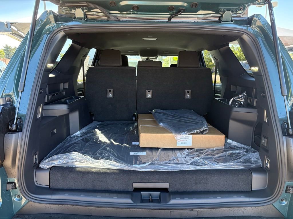 Used 2025 Toyota 4Runner TRD Off-Road image 32