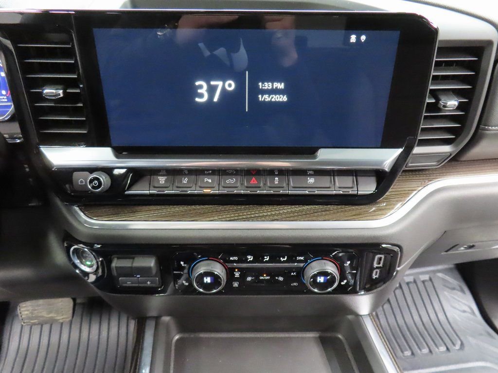 Used 2025 Chevrolet Silverado 2500 LT image 13