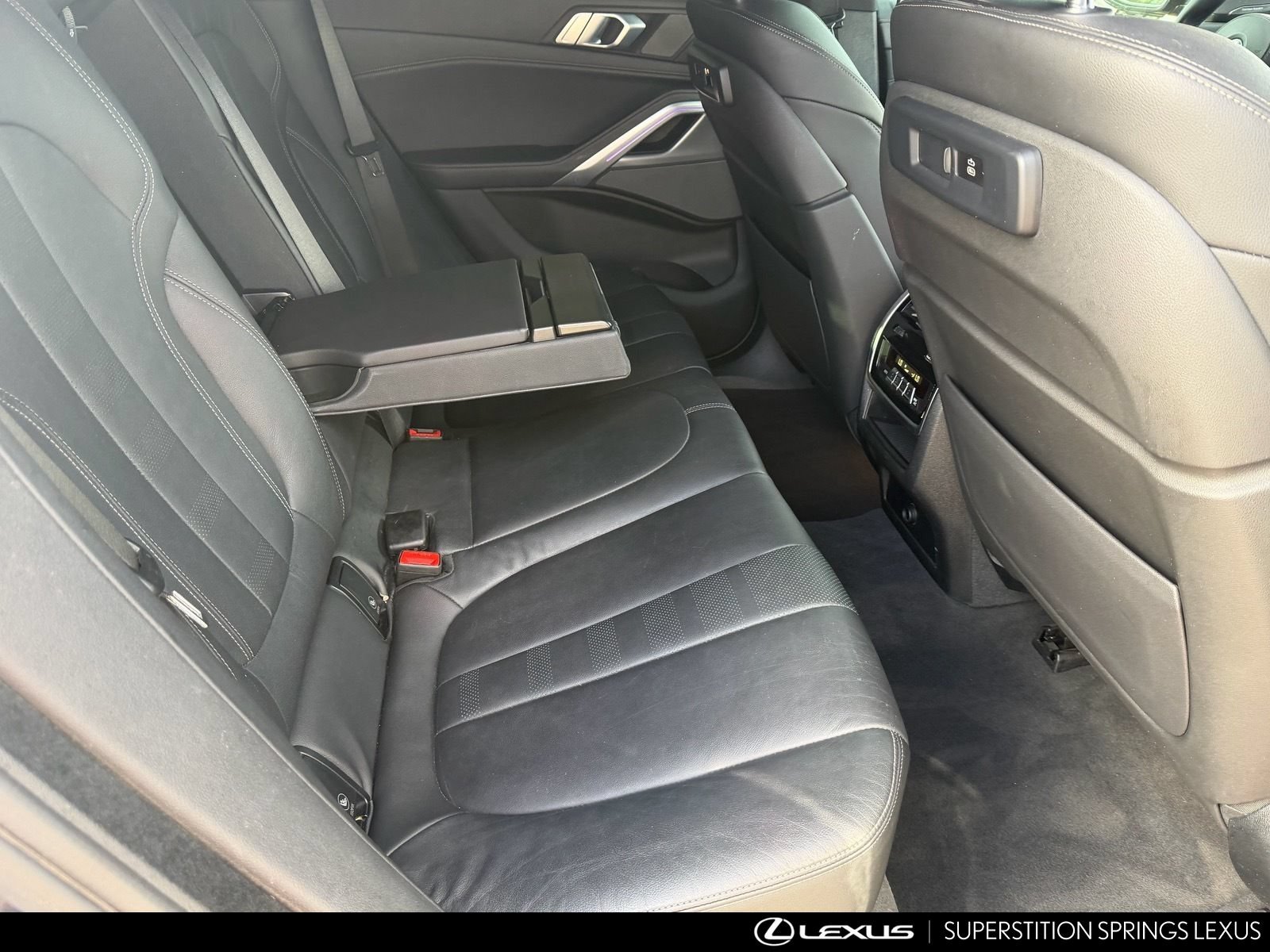 Used 2021 BMW X6 sDrive40i w/ M Sport Package RWD image 16