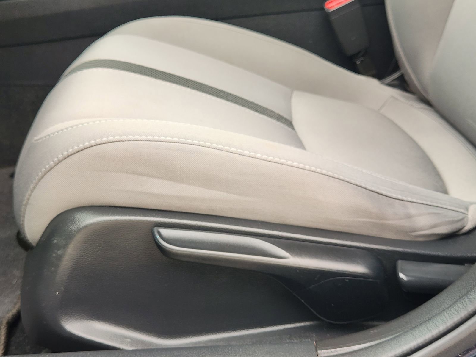 Used 2016 Honda Civic EX image 25