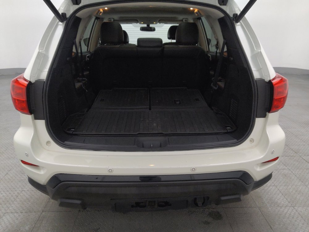 Used 2019 Nissan Pathfinder SL image 29