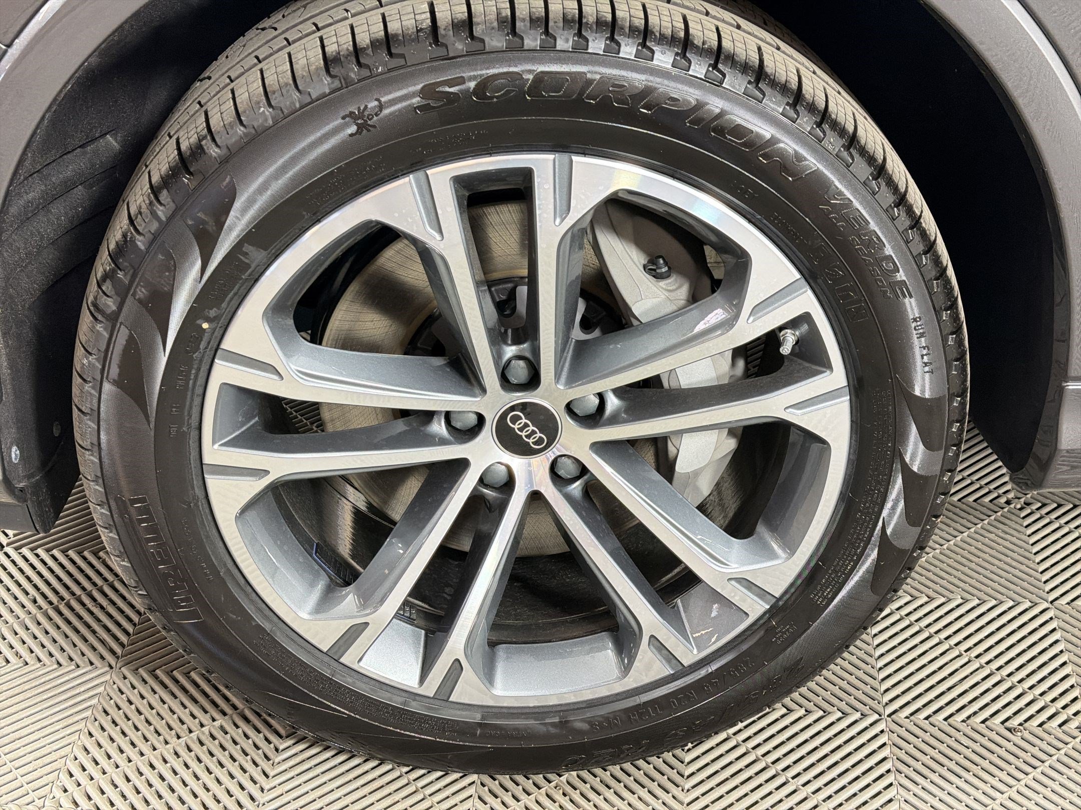 New 2026 Audi Q7 2.0T Premium AWD/4WD image 12
