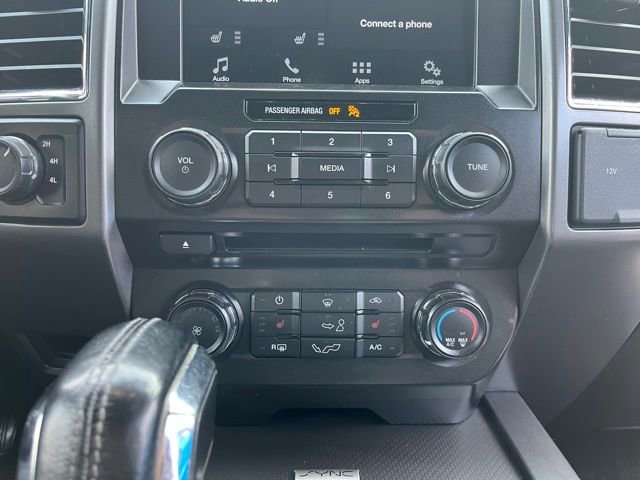 Used 2015 Ford F150 XLT w/ Equipment Group 302A Luxury image 22