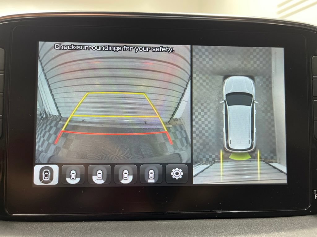 Used 2020 Hyundai Santa Fe Limited FWD image 13