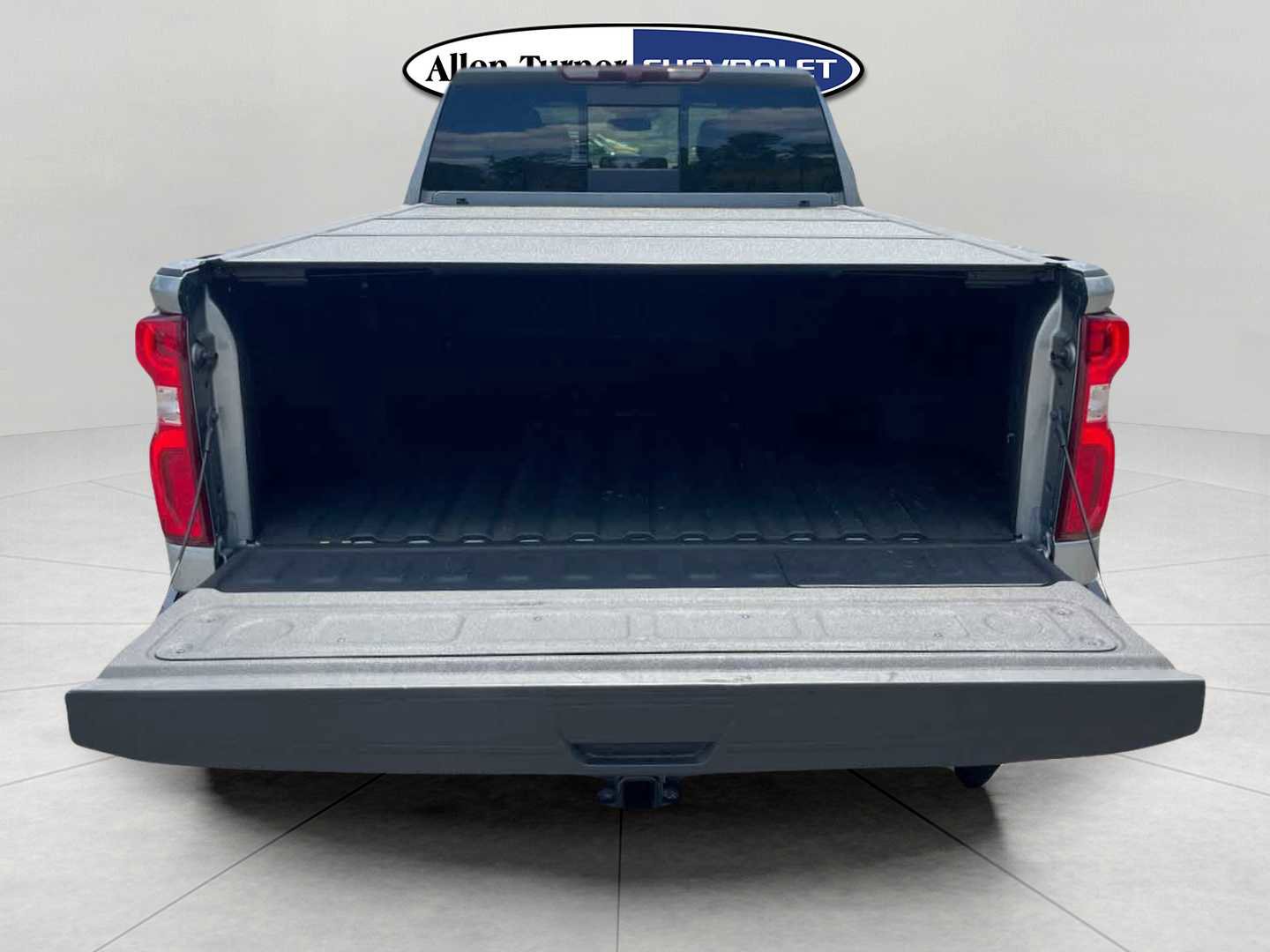 Used 2024 Chevrolet Silverado 2500 LTZ w/ LTZ Plus Package AWD/4WD image 7