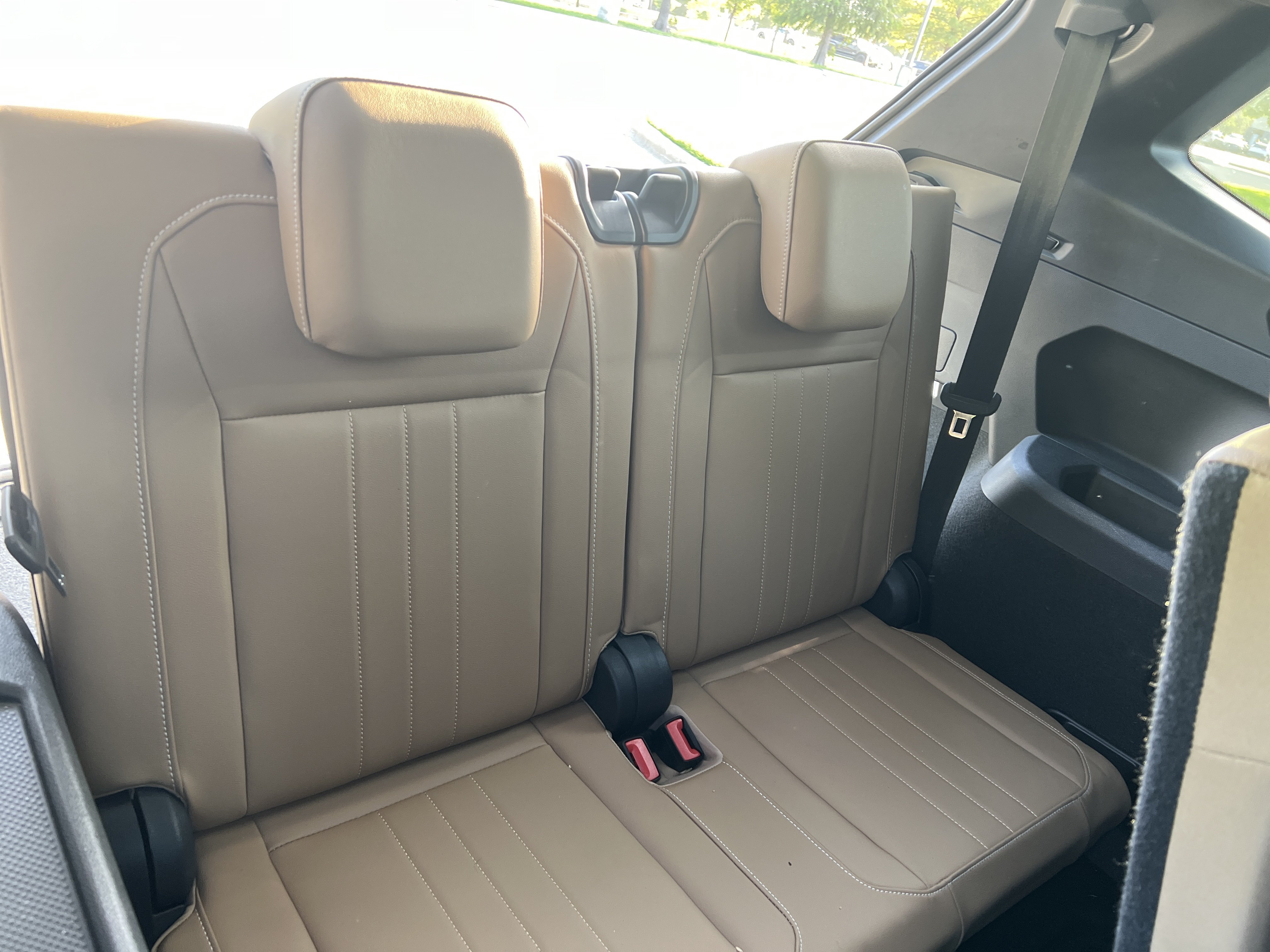 Certified 2023 Volkswagen Tiguan SE w/ Panoramic Sunroof Package FWD image 29