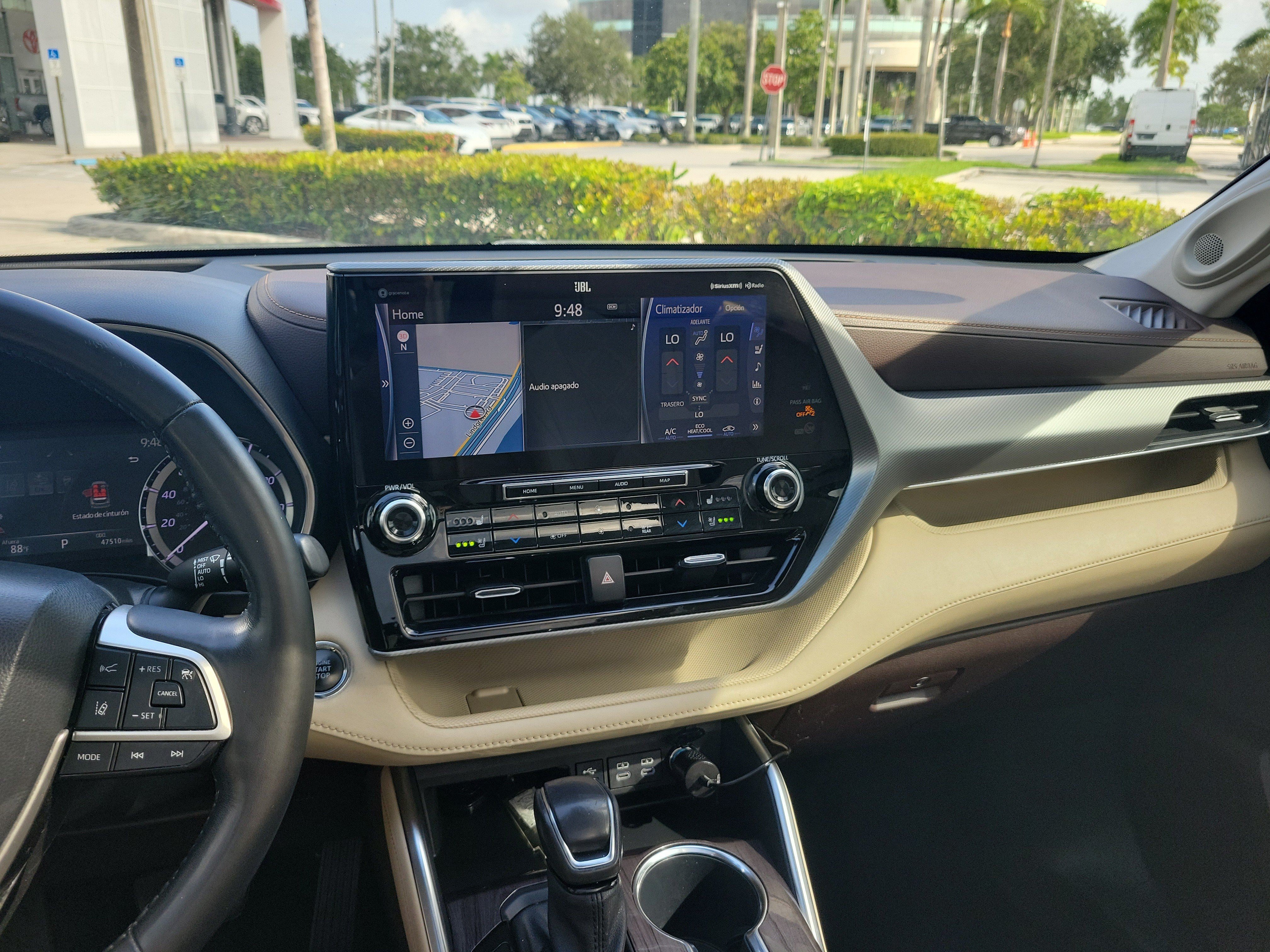 Used 2022 Toyota Highlander Platinum FWD image 20