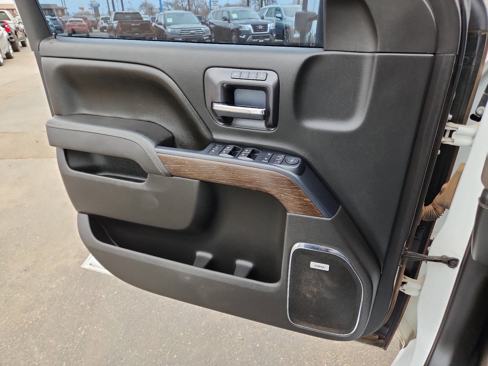 Used 2017 GMC Sierra 2500 Denali w/ Duramax Plus Package image 13